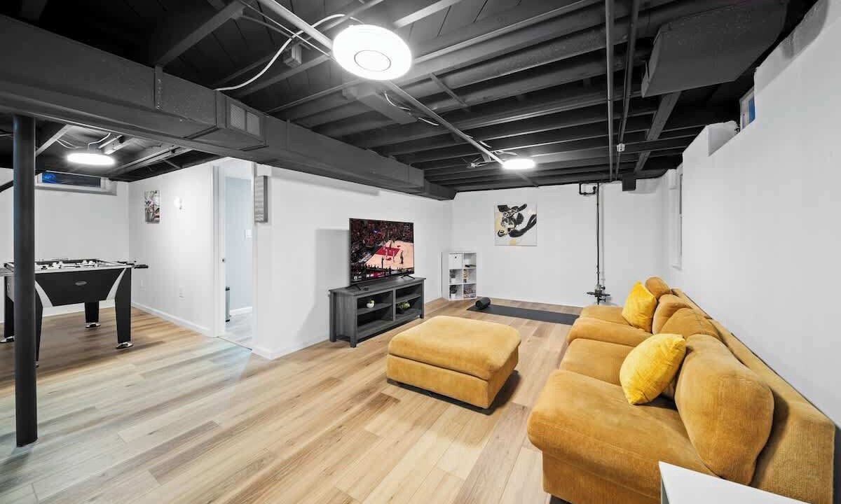 Photo of Livingroom in Clawson