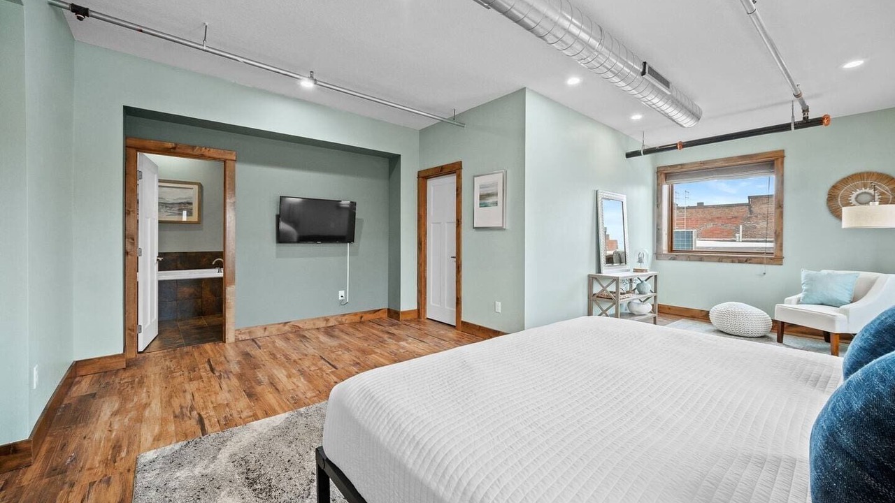 Photo of Others in Historic East Village