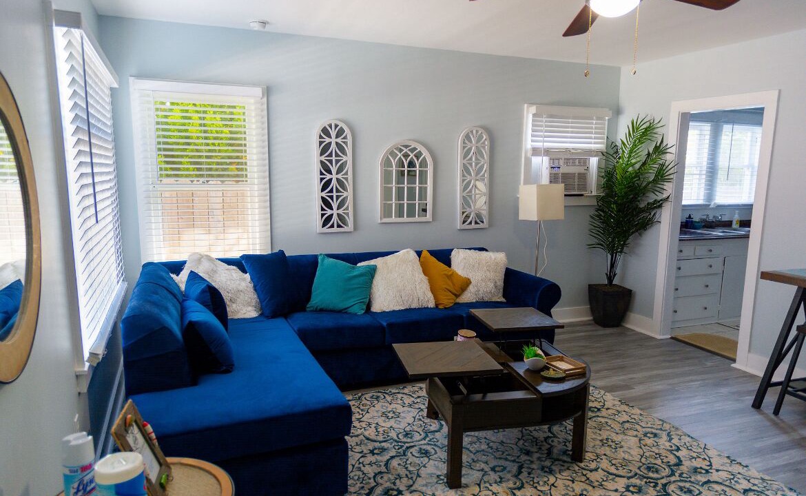 Photo of Livingroom in Eastside