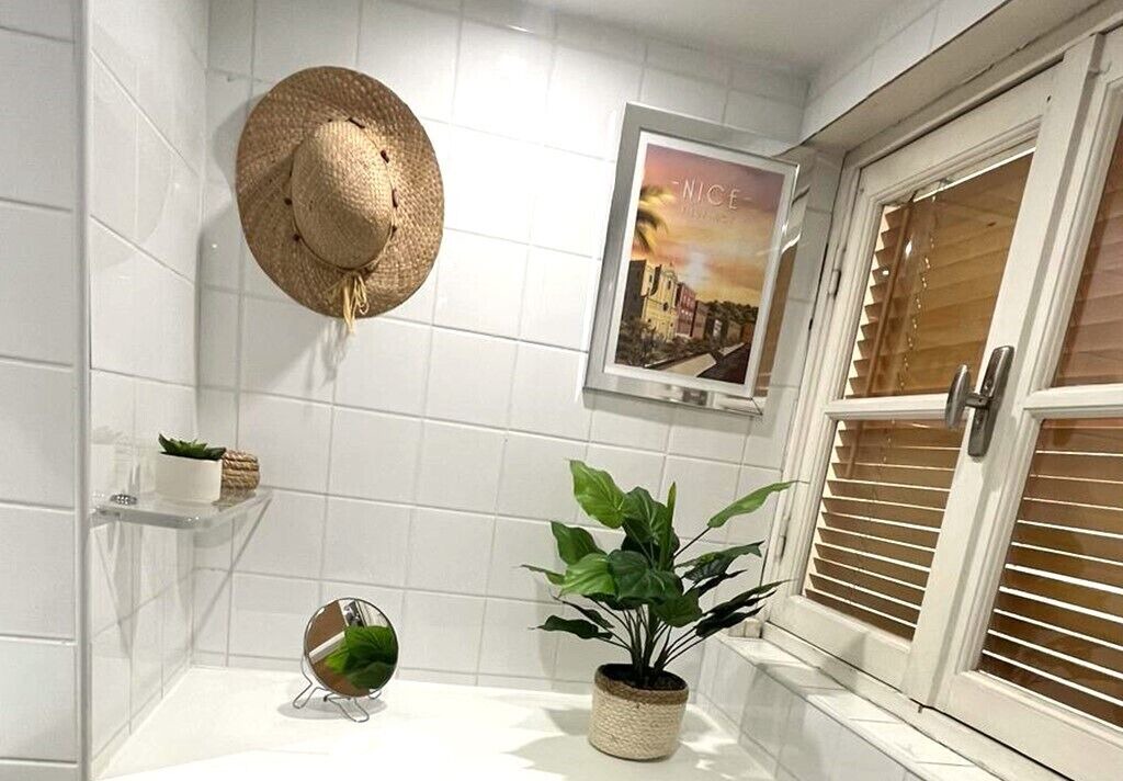 Photo of Bathroom in Old Town