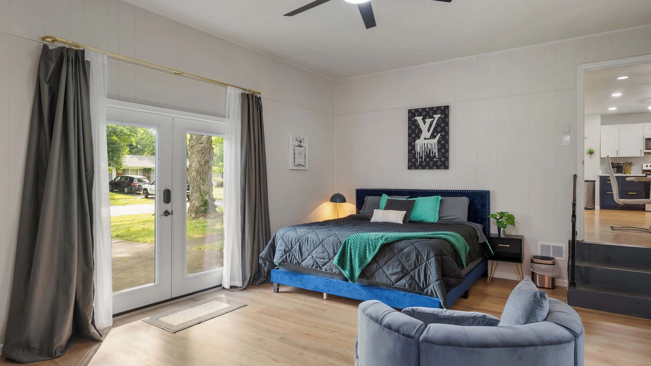 Photo of Bedroom in Hikes Point