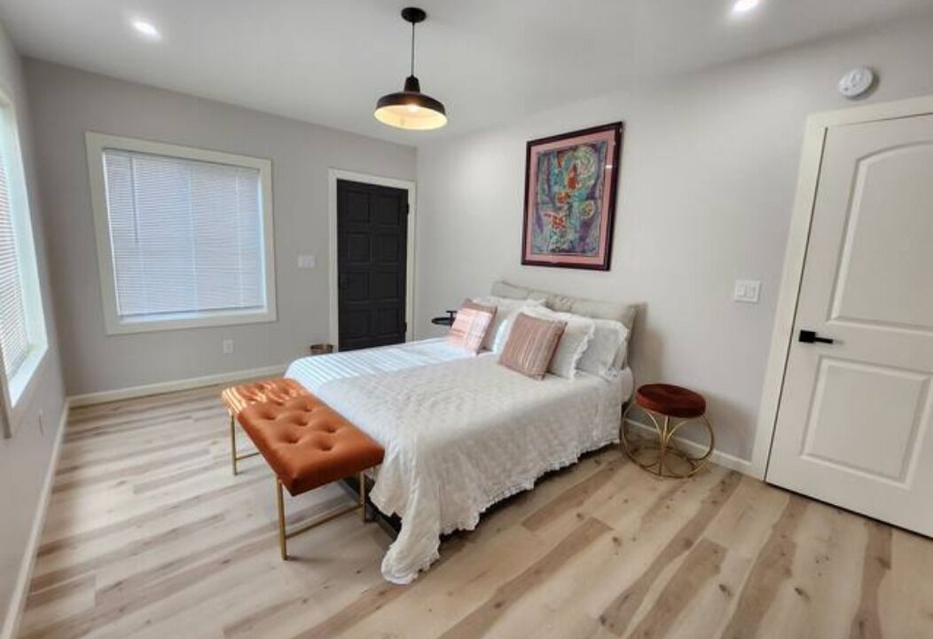 Photo of Bedroom in Upper Telegraph