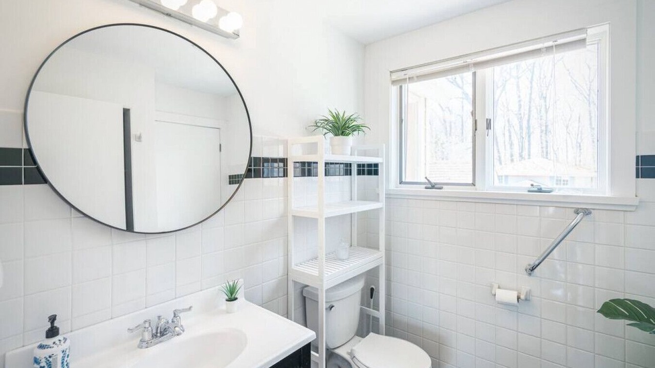 Photo of Bathroom in Historic Old Town
