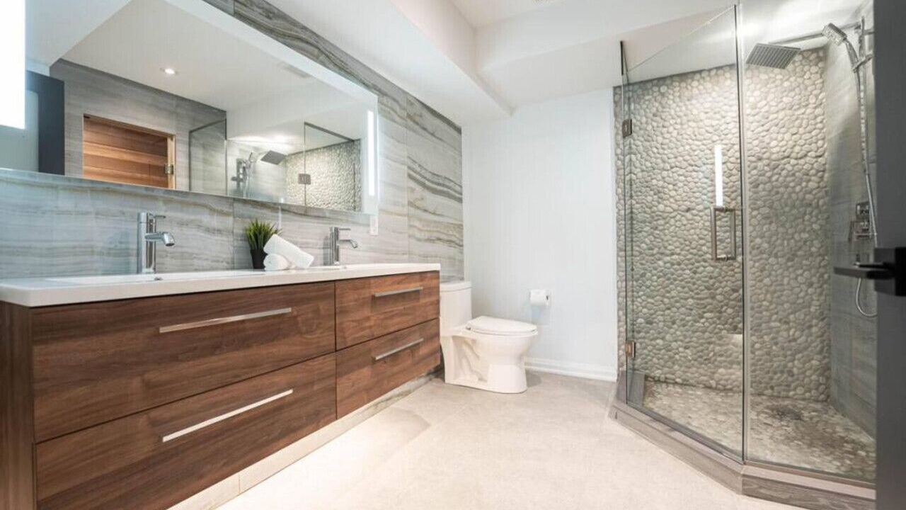 Photo of Bathroom in Port Weller