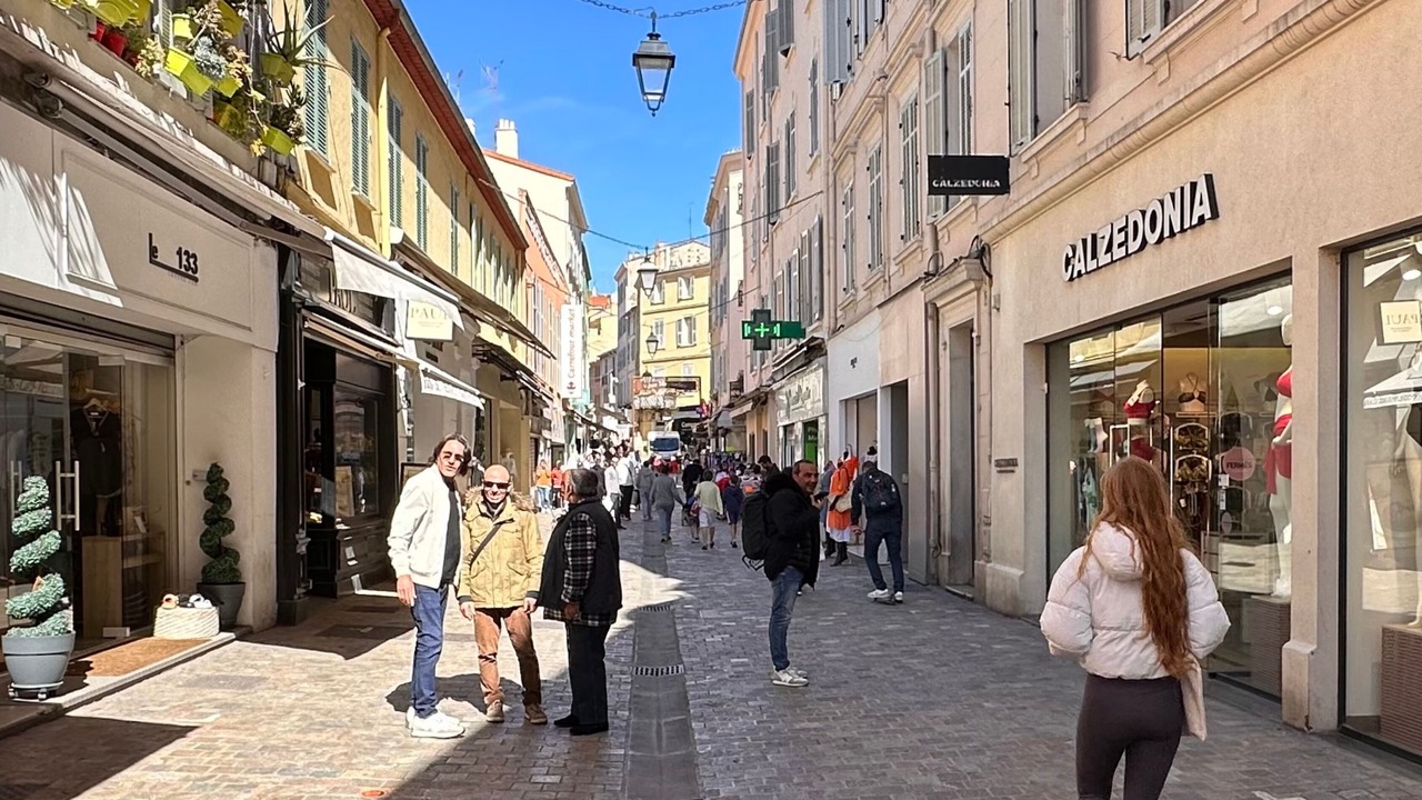 Photo of Outdoor in Cannes Old Town