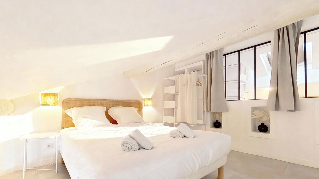 Photo of Bedroom in Cannes Old Town