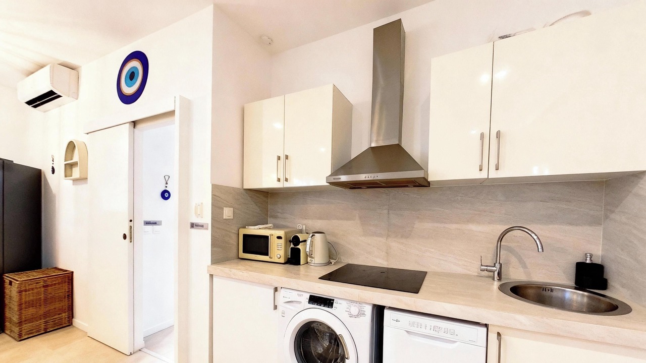 Photo of Kitchen in Cannes Old Town