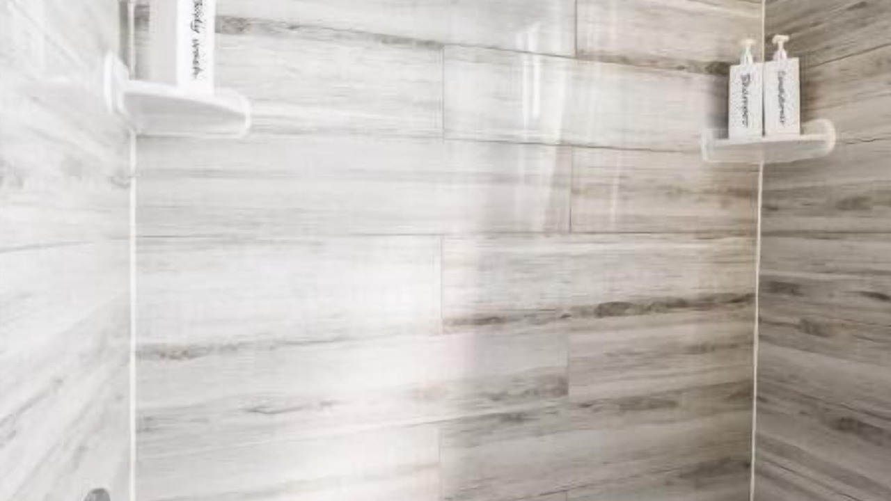 Photo of Bathroom in Ampere