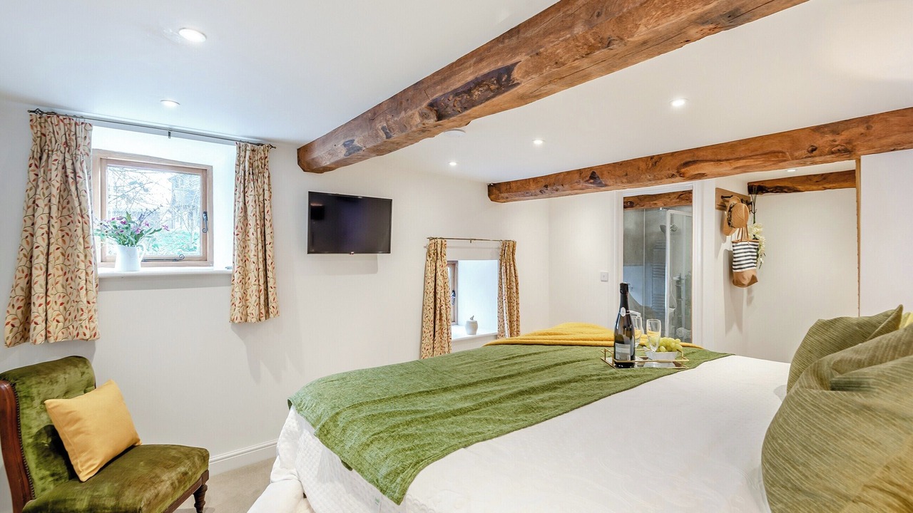 Photo of Others in Little Cowarne