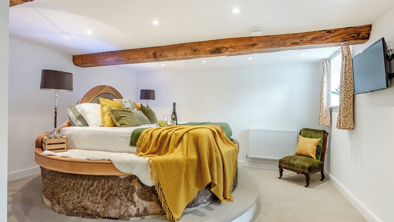 Photo of Others in Little Cowarne