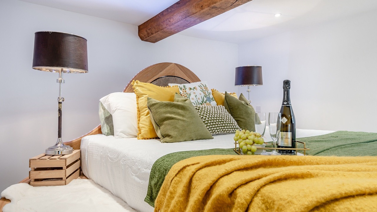 Photo of Others in Little Cowarne