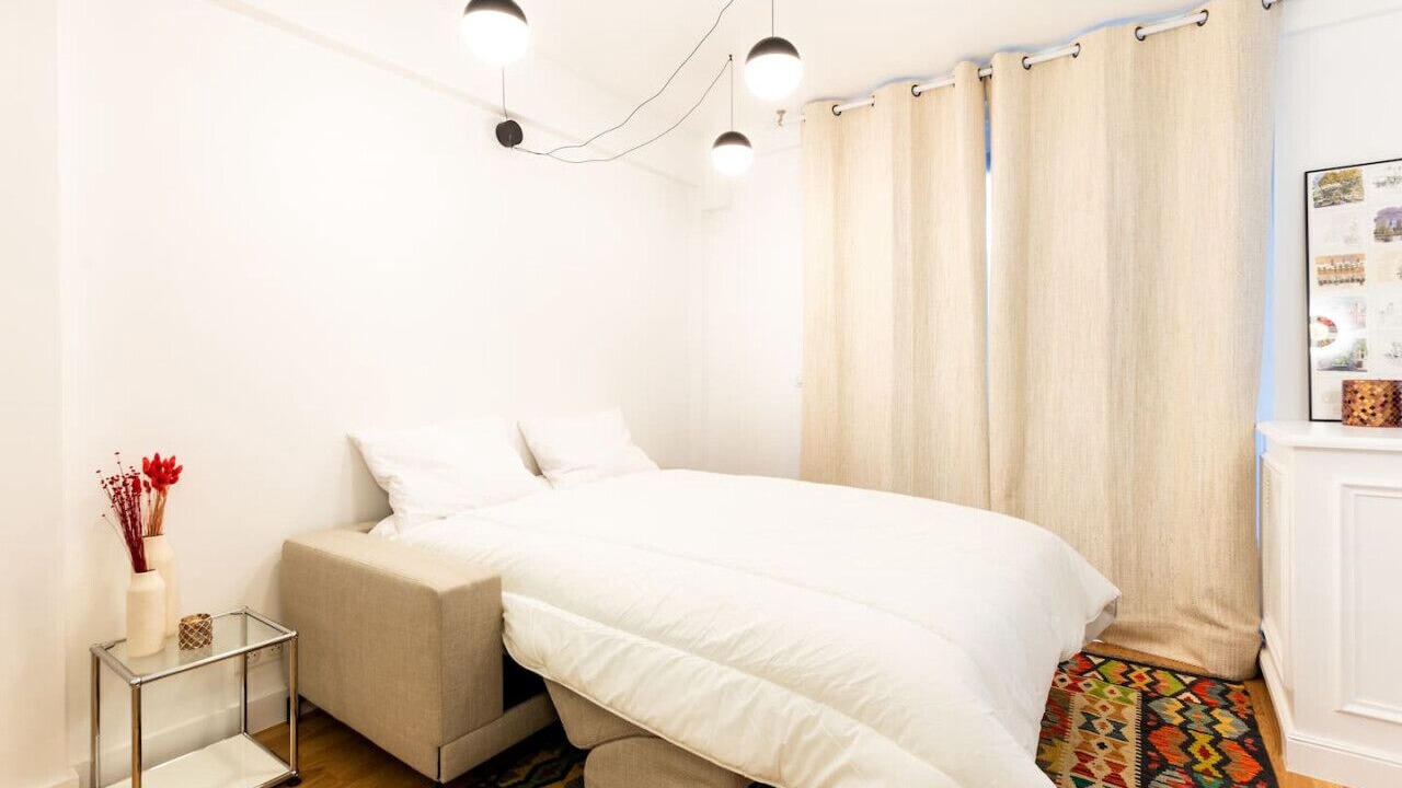 Photo of Bedroom in 16th Arrondissement