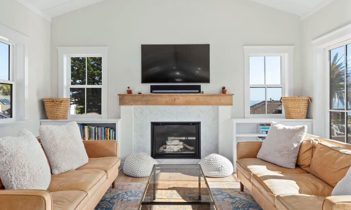 Photo of Bedroom in Opal Cliffs