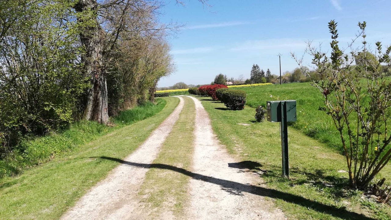 Photo of Outdoor in Yevres