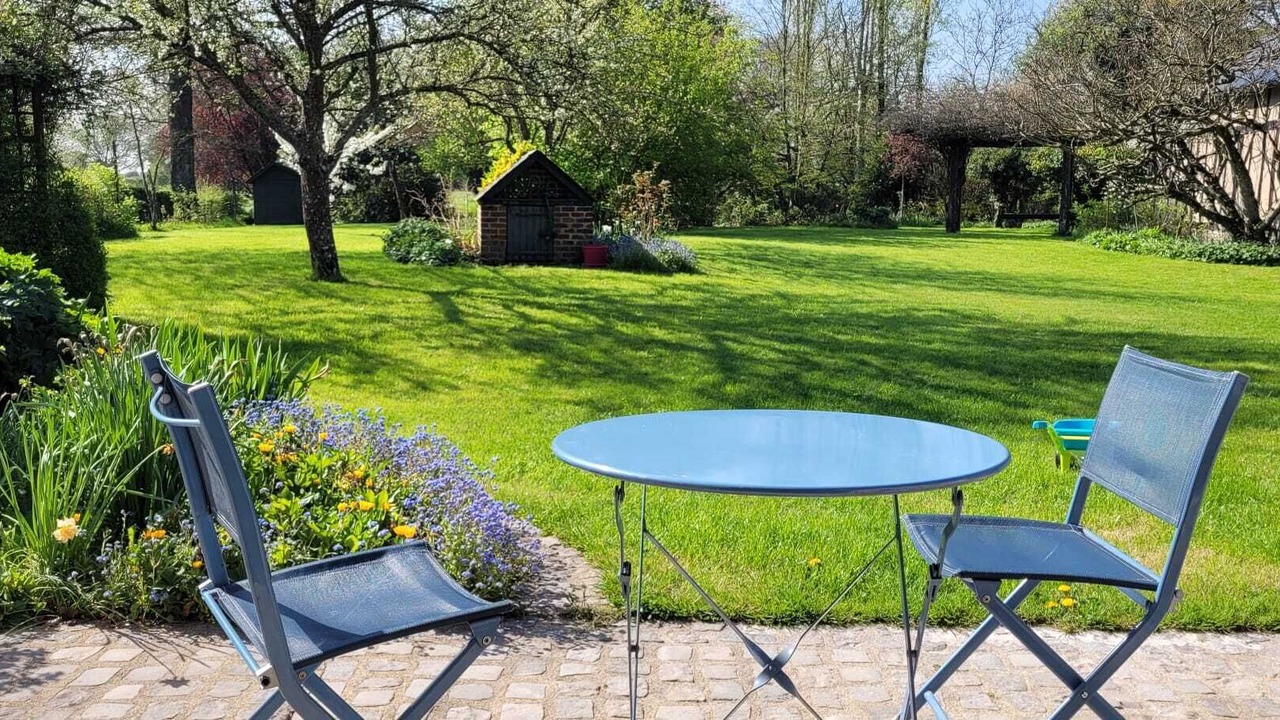 Photo of Outdoor in Yevres