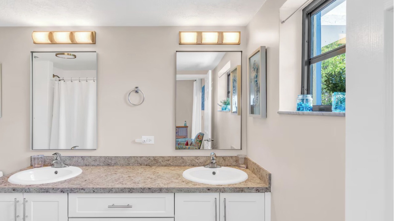 Photo of Bathroom in Key Largo