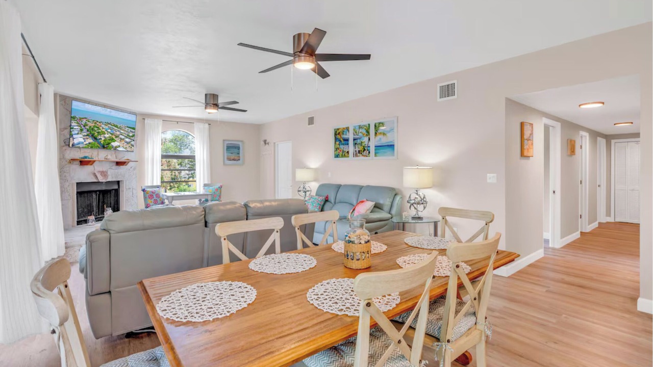 Photo of Livingroom in Key Largo