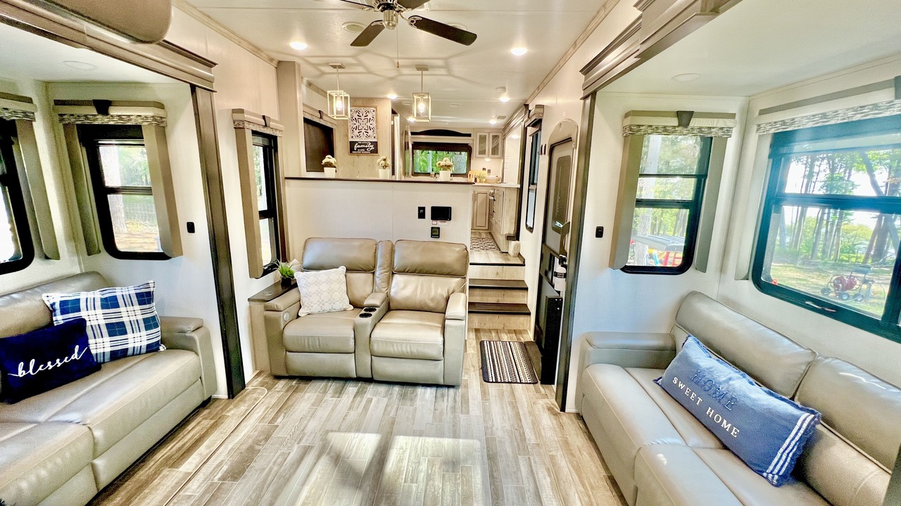 Photo of Livingroom in Etoile
