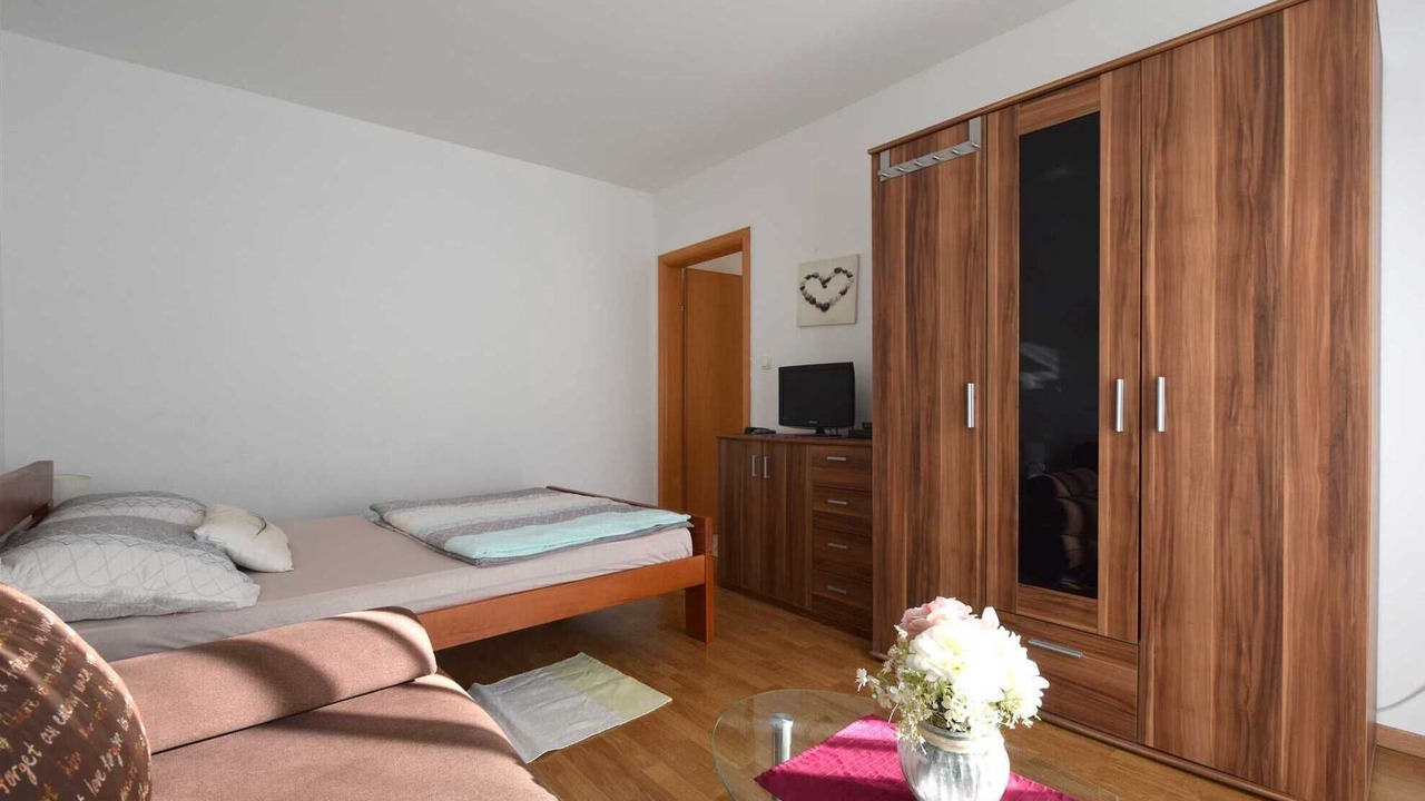 Photo of Bedroom in Vantacici