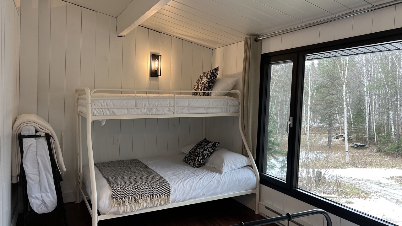 Photo of Bedroom in Saint-Michel-des-Saints