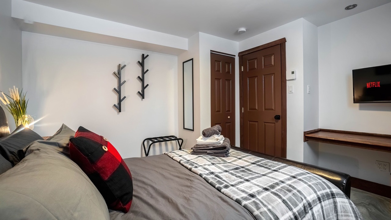 Photo of Bedroom in Saint-Faustin-Lac-Carre