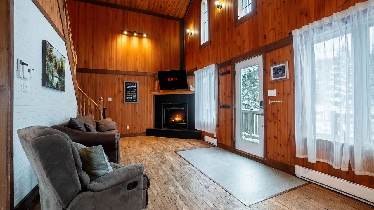 Photo of Livingroom in Saint-Faustin-Lac-Carre