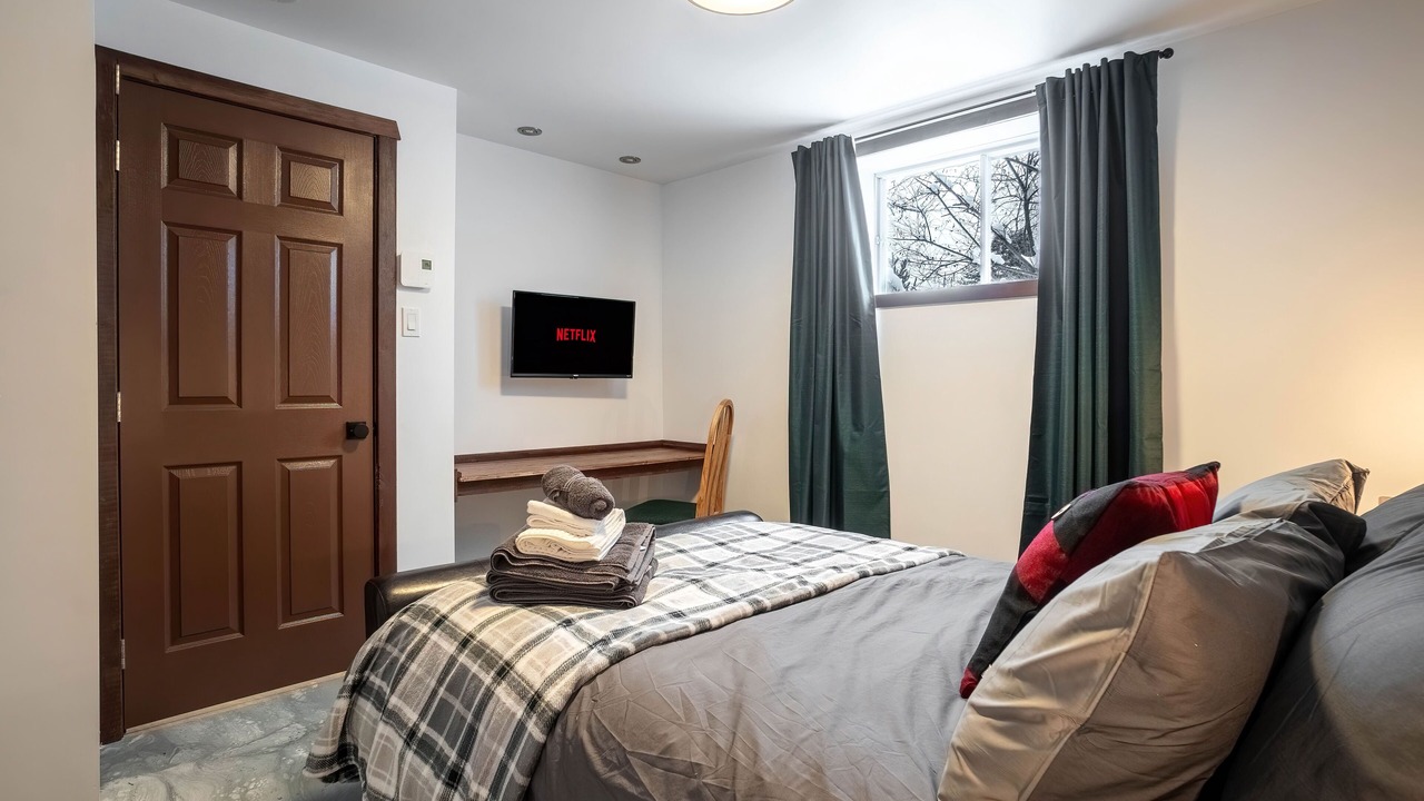 Photo of Bedroom in Saint-Faustin-Lac-Carre