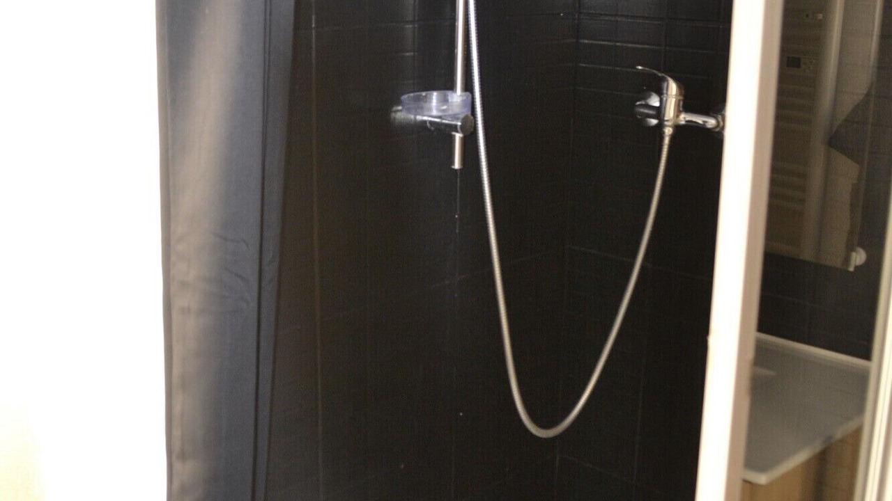 Photo of Bathroom in Republique - Tolstoi