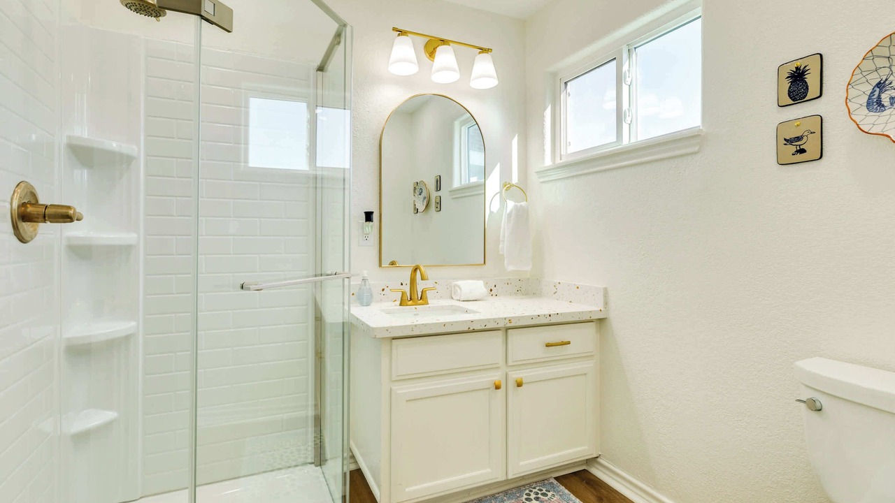 Photo of Bathroom in Surfside Beach