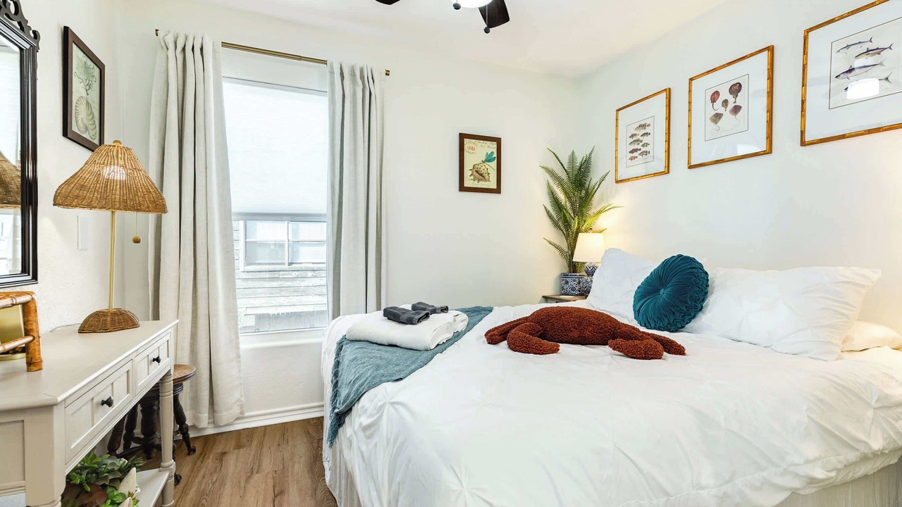 Photo of Bedroom in Surfside Beach