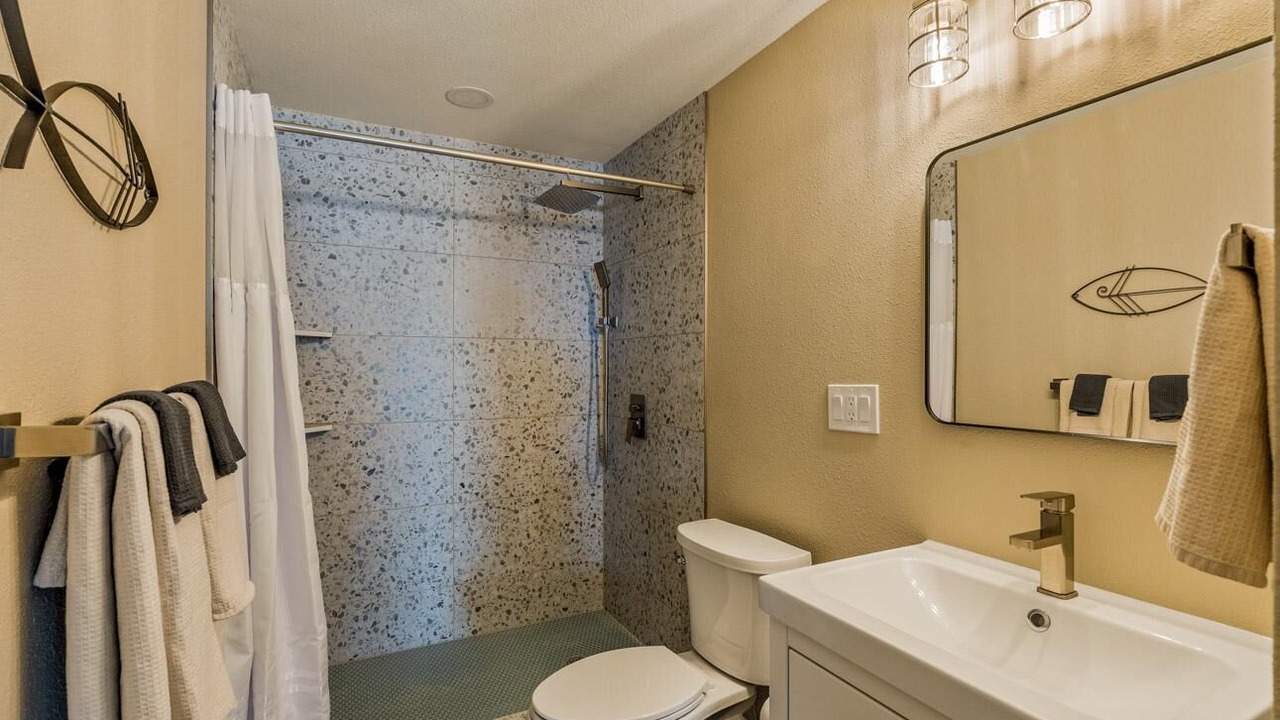 Photo of Bathroom in Birch Bay