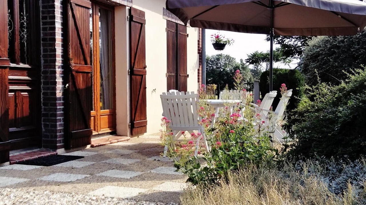 Photo of Outdoor in Racines