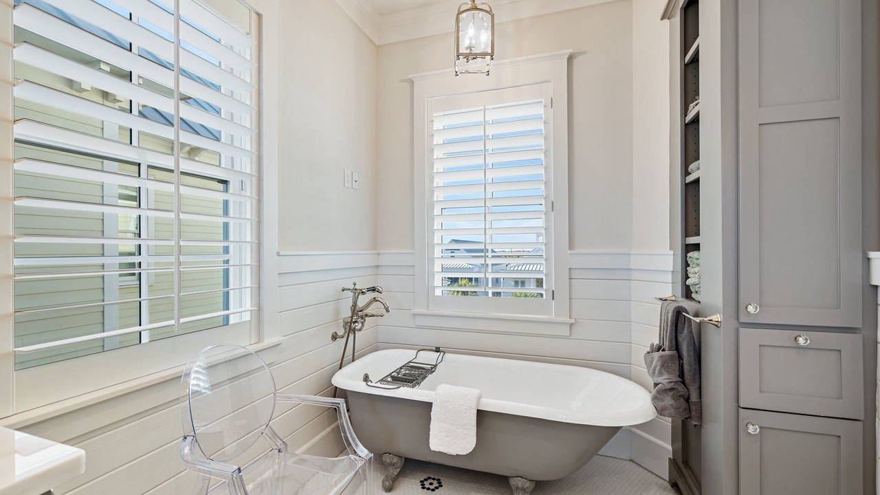 Photo of Bathroom in Galveston