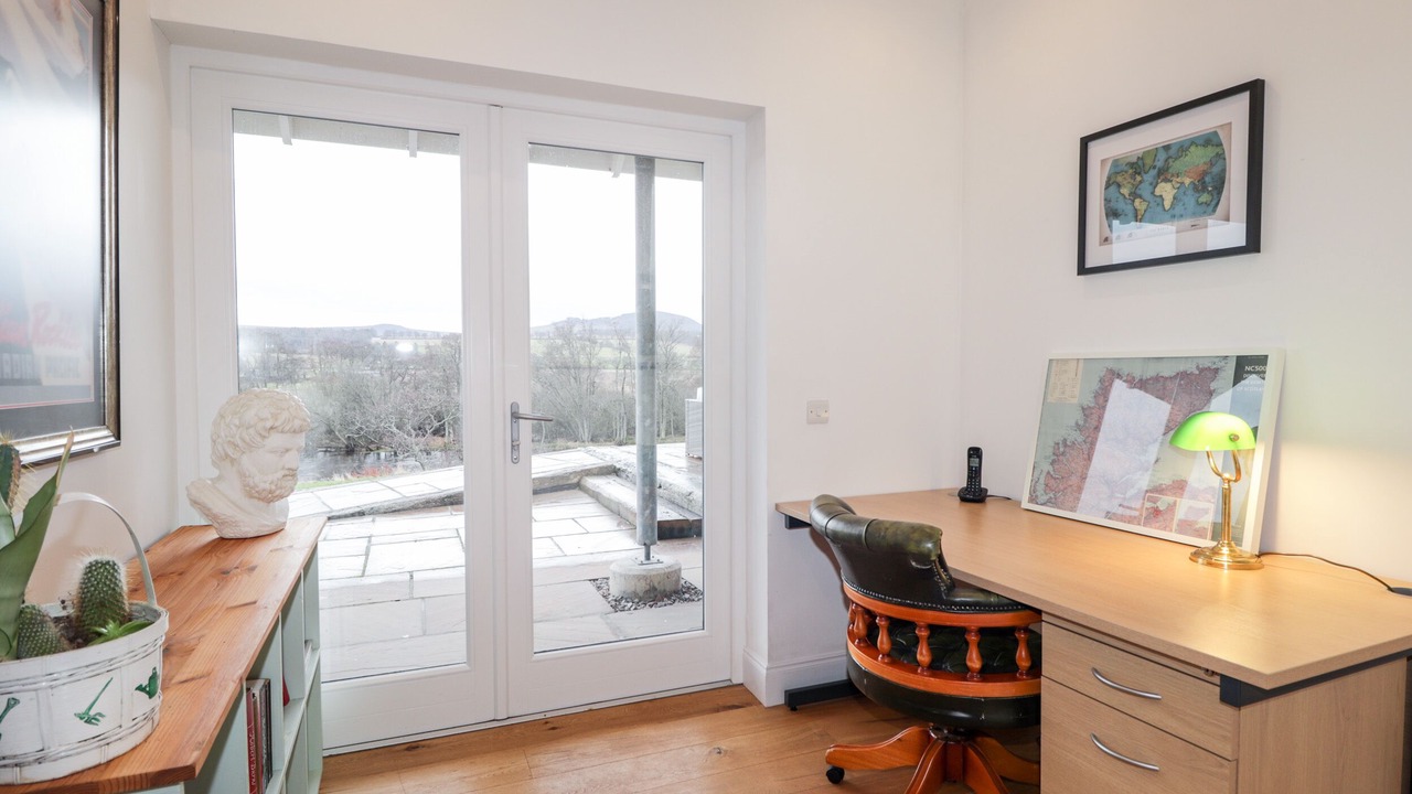 Photo of Others in Jamestown