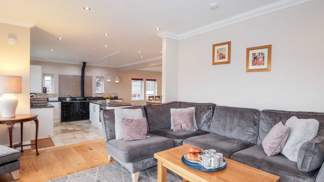 Photo of Livingroom in Jamestown