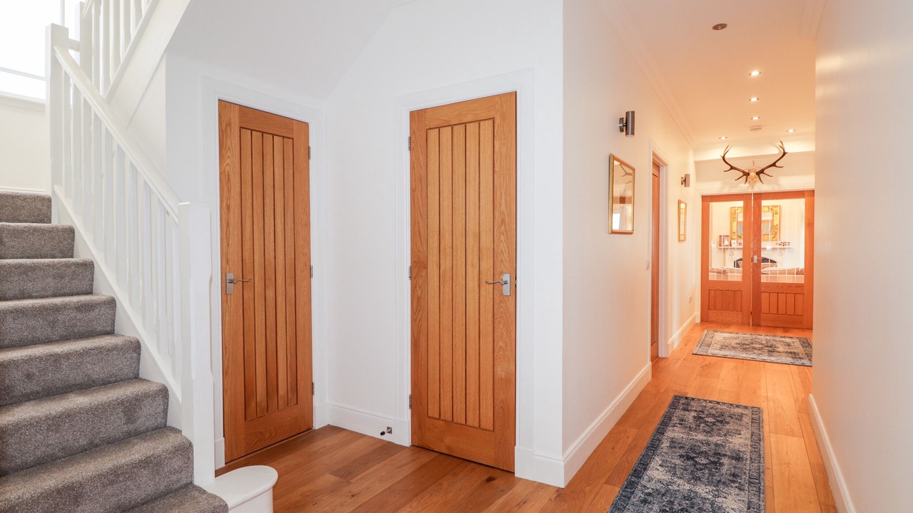 Photo of Others in Jamestown