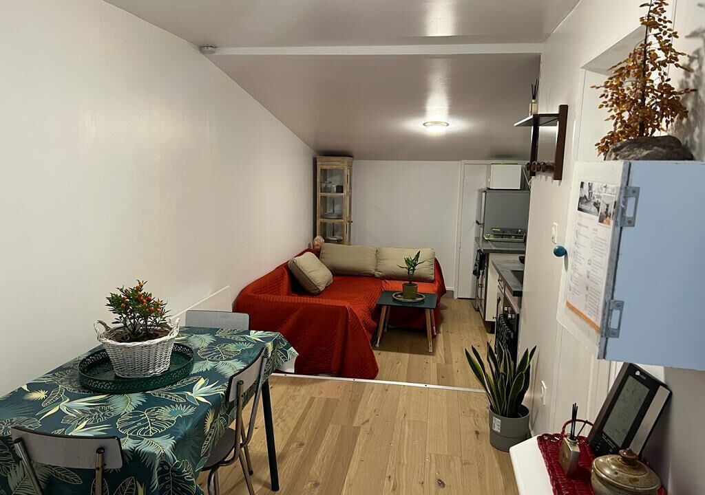 Photo of Livingroom in Lens