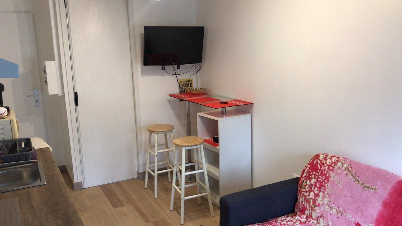 Photo of Livingroom in Lens