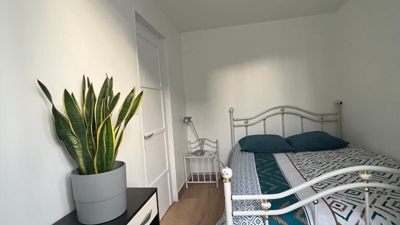 Photo of Livingroom in Lens