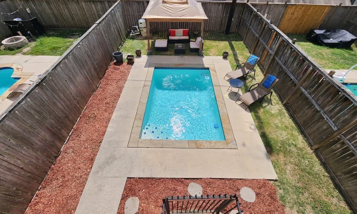 Photo of Outdoor in Woodlake - Briar Meadow