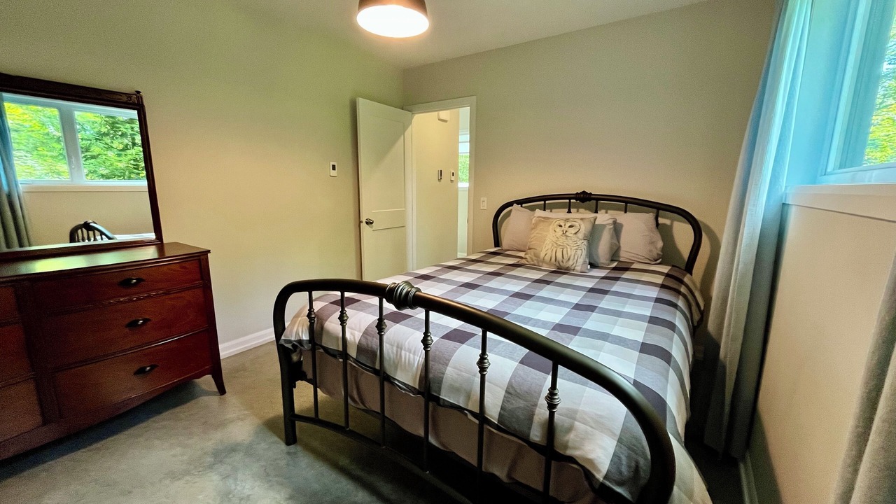 Photo of Bedroom in Bolton-Est