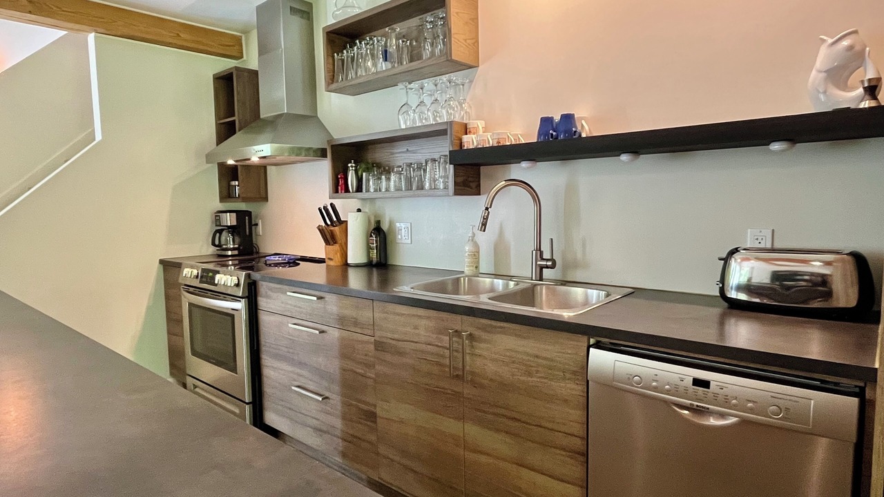 Photo of Kitchen in Bolton-Est