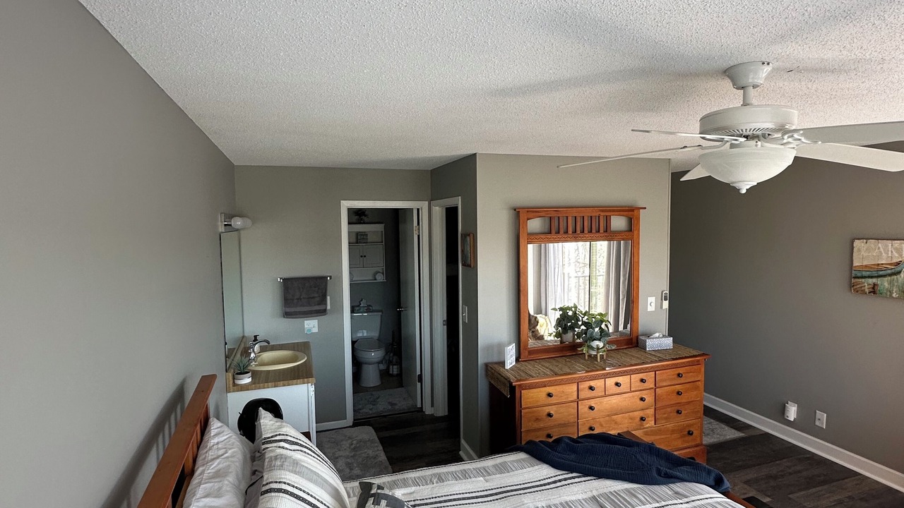 Photo of Bedroom in Village of Four Seasons