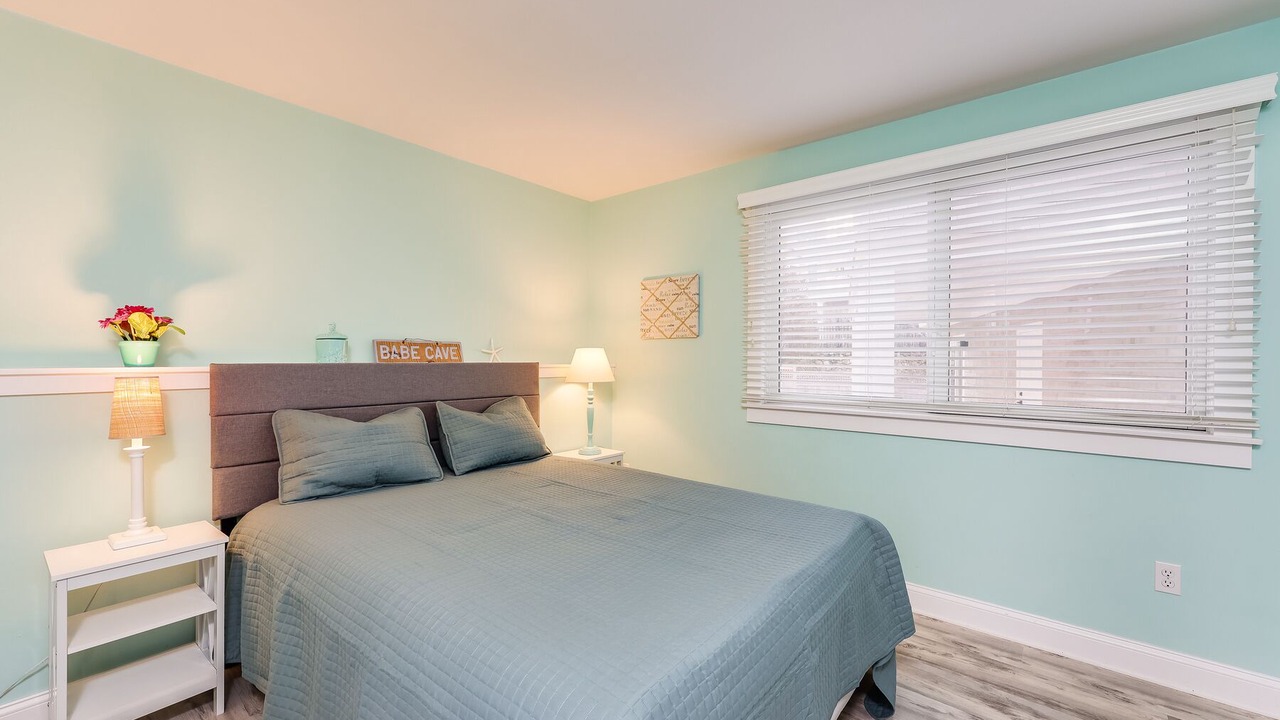 Photo of Bedroom in Mashpee
