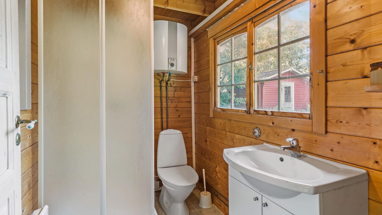 Photo of Bathroom in Yderby