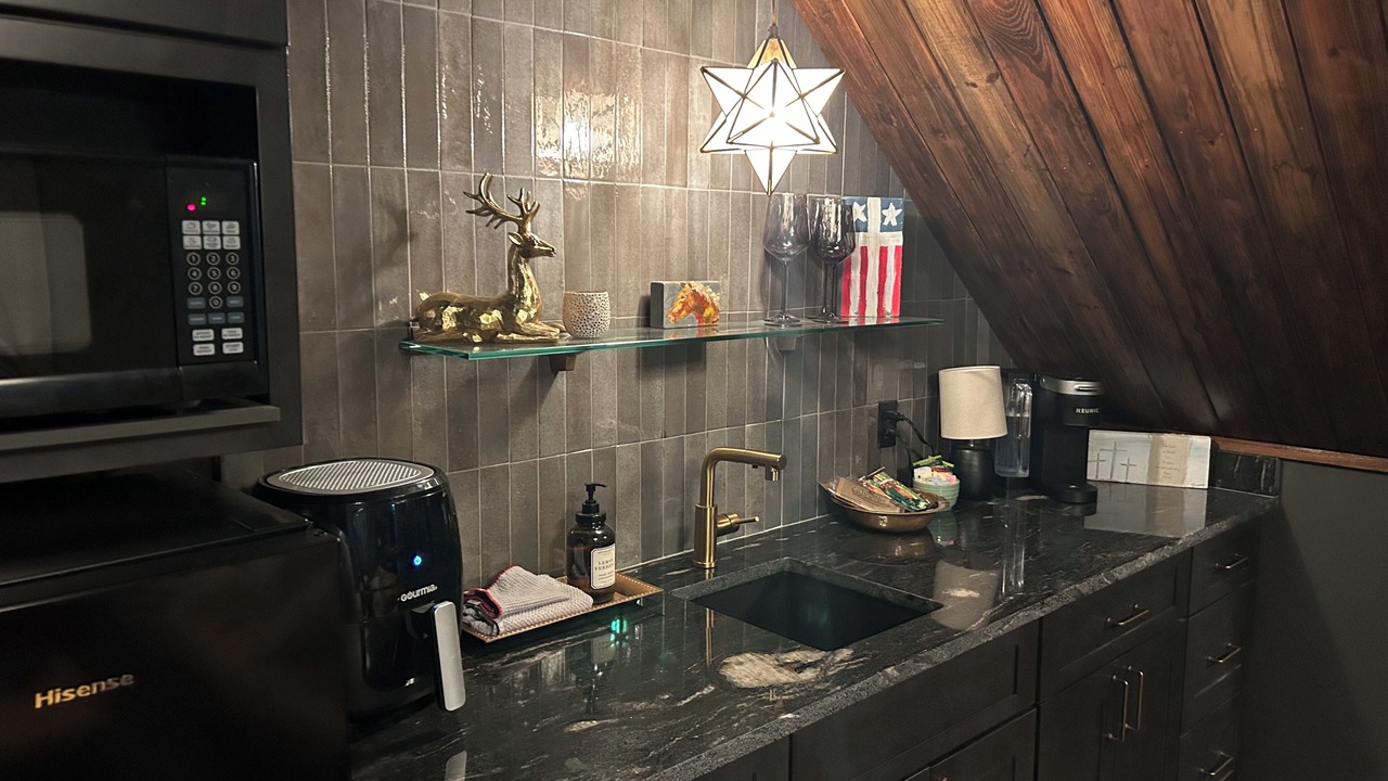 Photo of Kitchen in Crestline Heights
