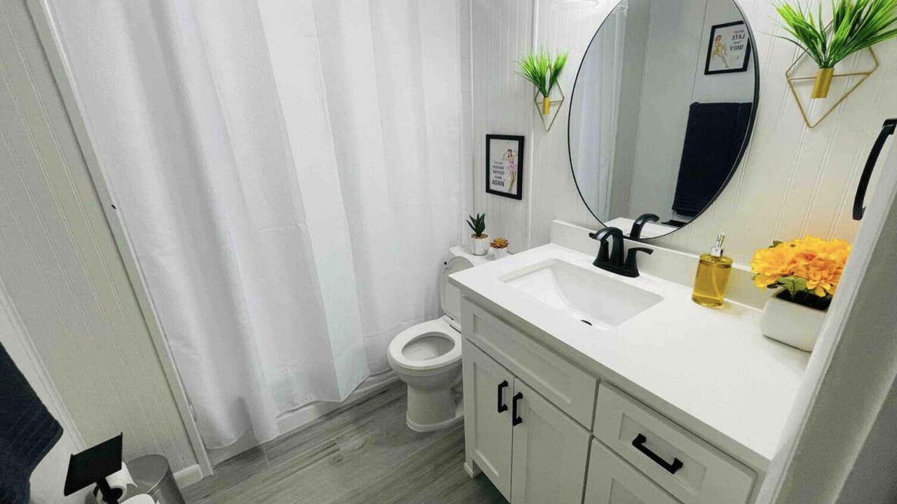 Photo of Bathroom in Broken Arrow