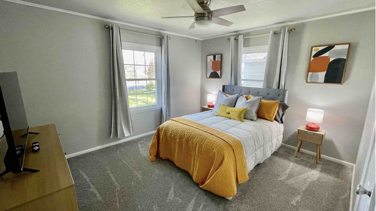 Photo of Bedroom in Broken Arrow