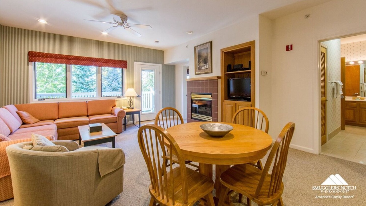 Photo of Livingroom in Jeffersonville