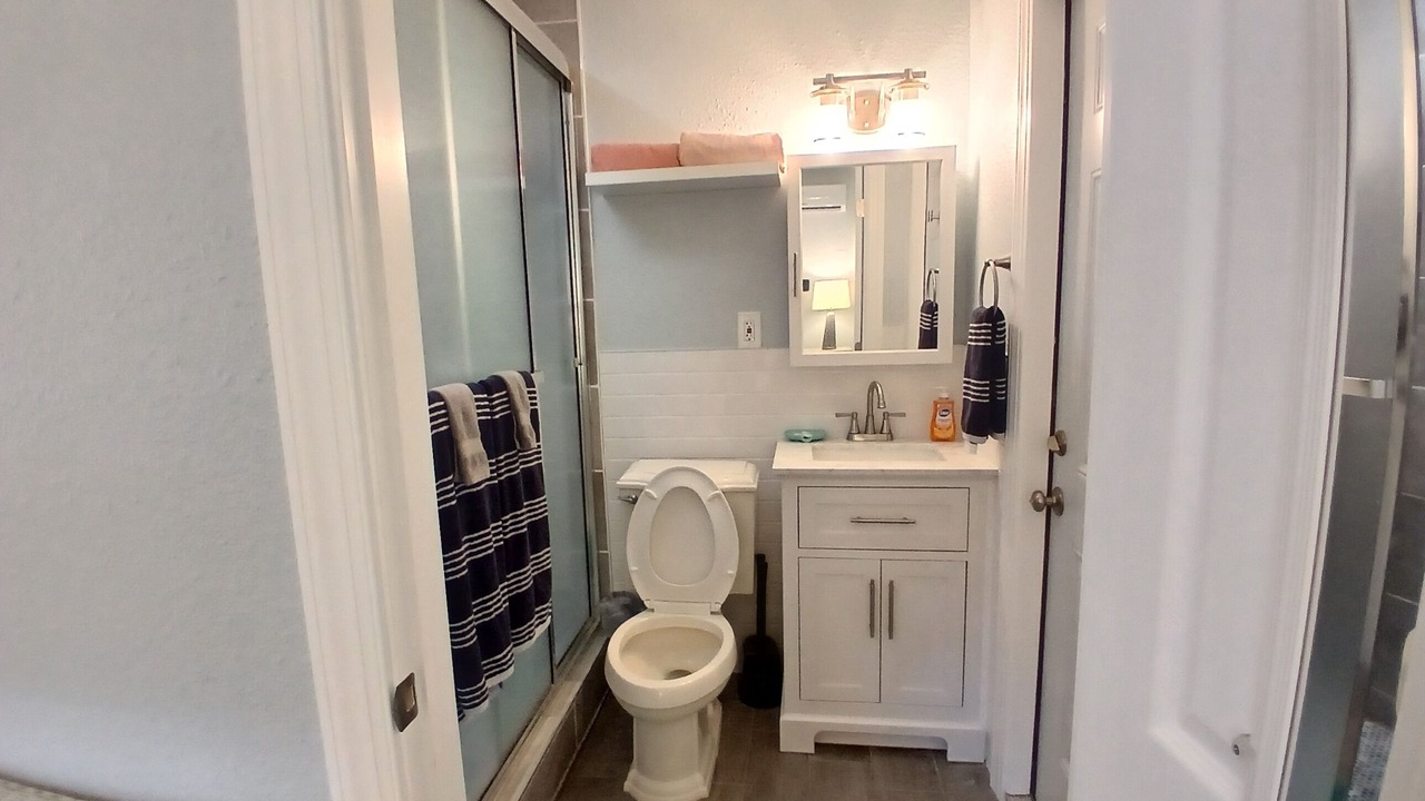 Photo of Bathroom in Bonita Shores